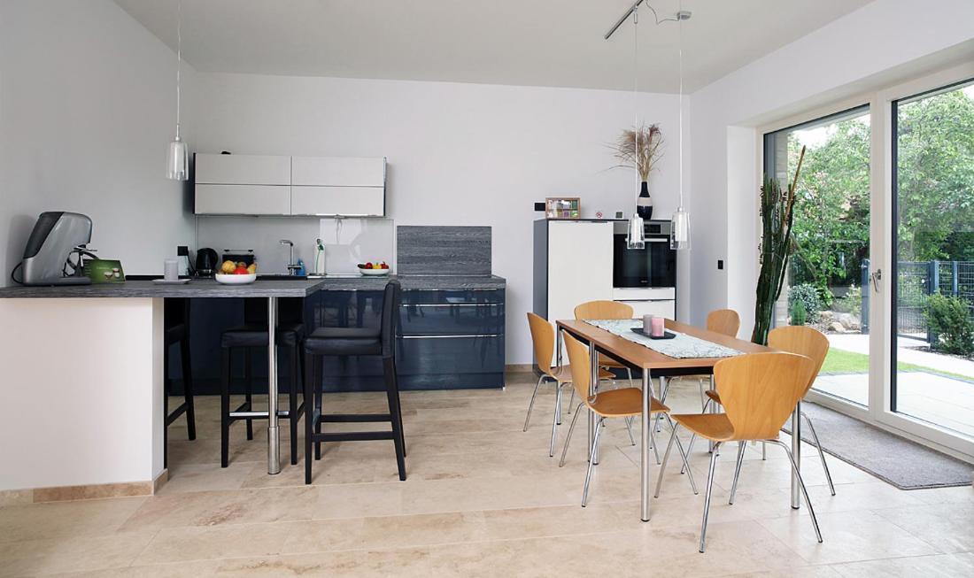 Luxus Appartement Zwischen Leipzig Und Cospudener See Buitenkant foto